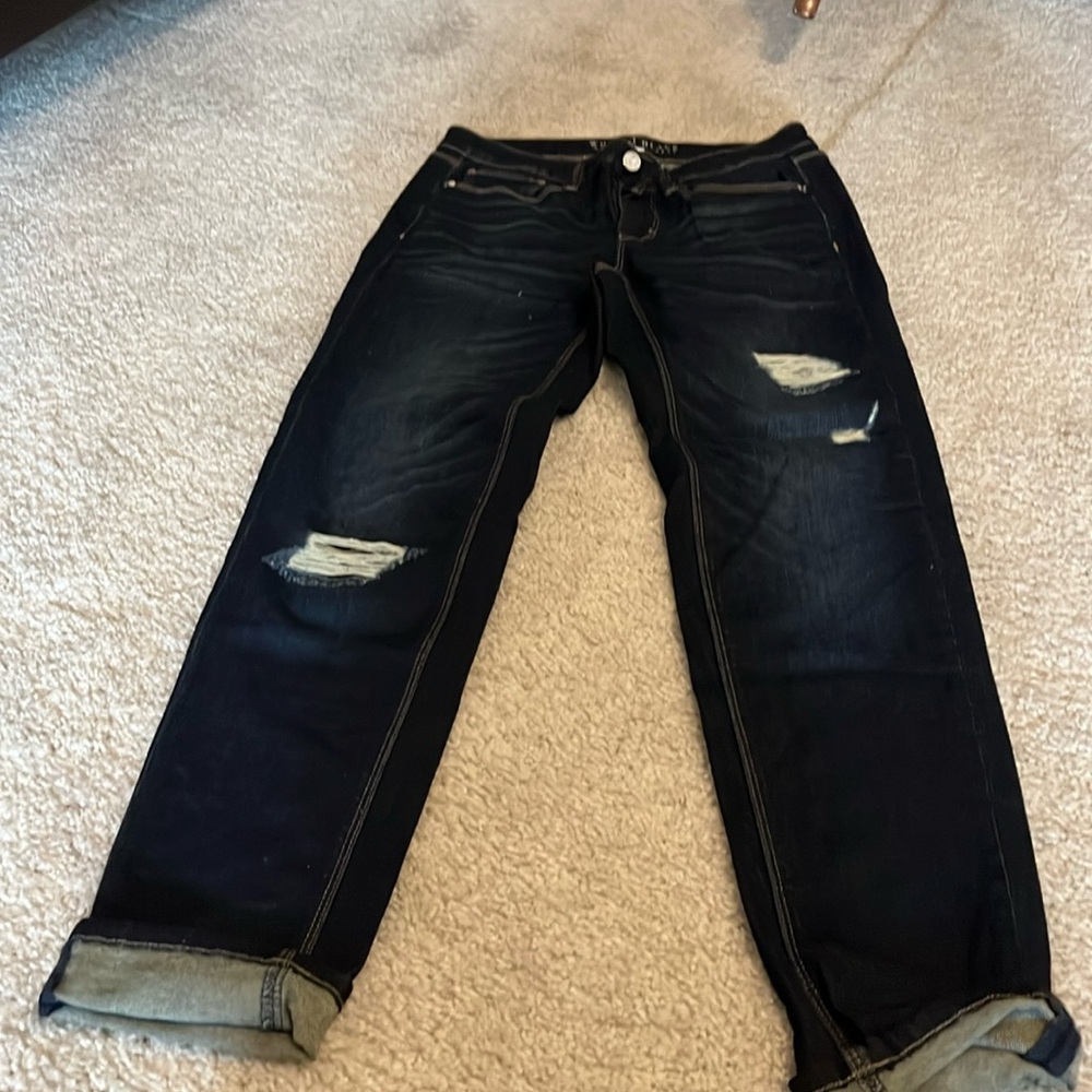 Jeans from black and white